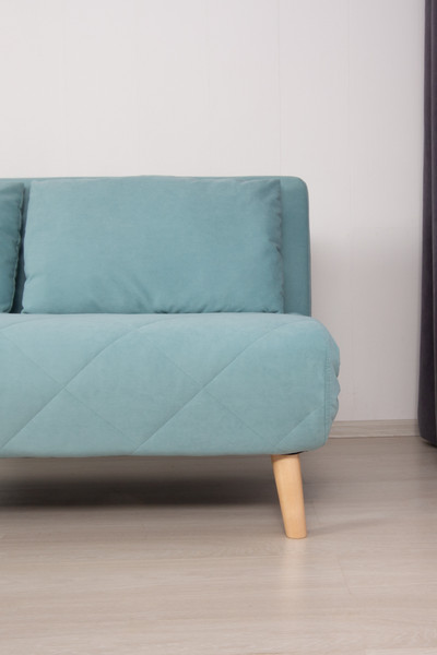 Изображение товара Диван DiArt Элли 1400  (велюр Selfie aquamarine/ножки светлые)