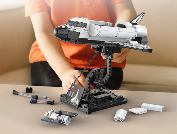 Изображение товара Конструктор CaDa Nasa Space Shuttle Discovery C56051W