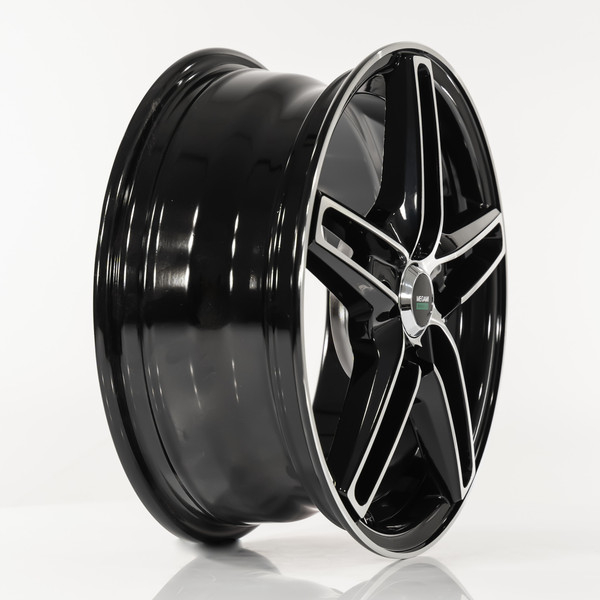 Изображение товара Литой диск Megami MGM-17 15x6" 4x100мм DIA 67.1мм ET 40мм BKF