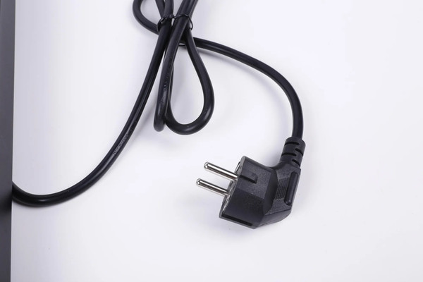 Изображение товара Полотенцесушитель электрический Wellerein LD0100 (50x60, черный)