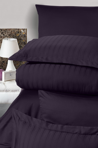 Изображение товара Комплект постельного белья DO&CO Семейный Delux / 12215 (фиолетовый)