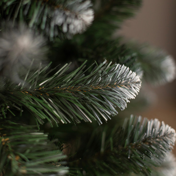 Изображение товара Ель искусственная Ёлушка Никольская иней / ЕНИК 15 (1.6м, подставка пластик)