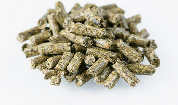 Изображение товара Корм для грызунов ЗООМир Луговые травы для грызунов кроликов (5кг)