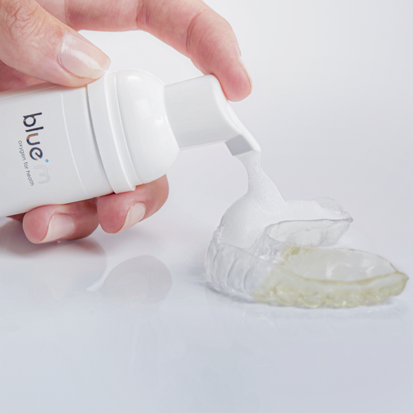 Изображение товара Пенка для полости рта Blue M с активным кислородом (100мл)