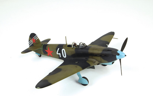 Изображение товара Сборная модель Звезда Советский истребитель Як-7Б поздний / 4837