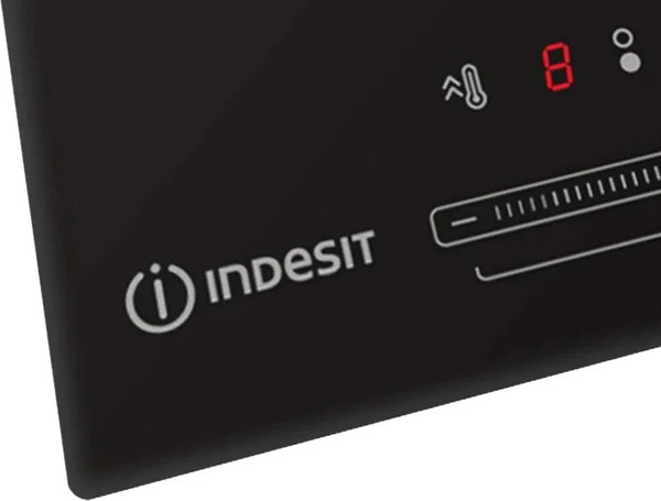 Изображение товара Индукционная варочная панель Indesit IS 40CQ30 NE