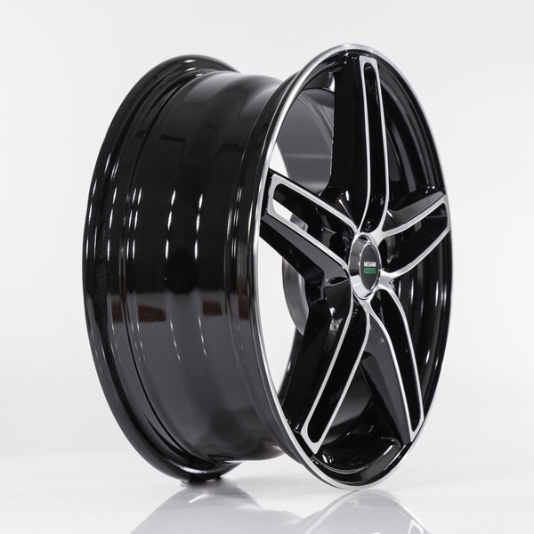 Изображение товара Литой диск Megami MGM-17FF 15x6" 4x114.3мм DIA 56.6мм ET 44мм BKF