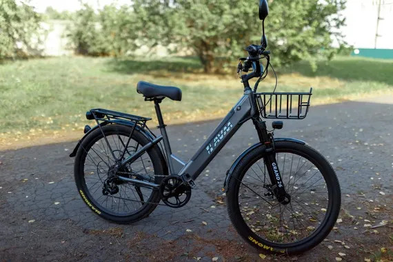 Изображение товара Электровелосипед AVM Grand 26 (серый)