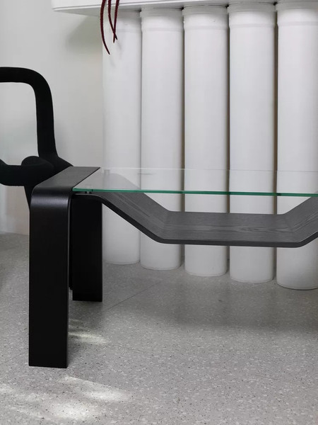 Изображение товара Журнальный столик Мебелик Гурон 1 (черный матовый)