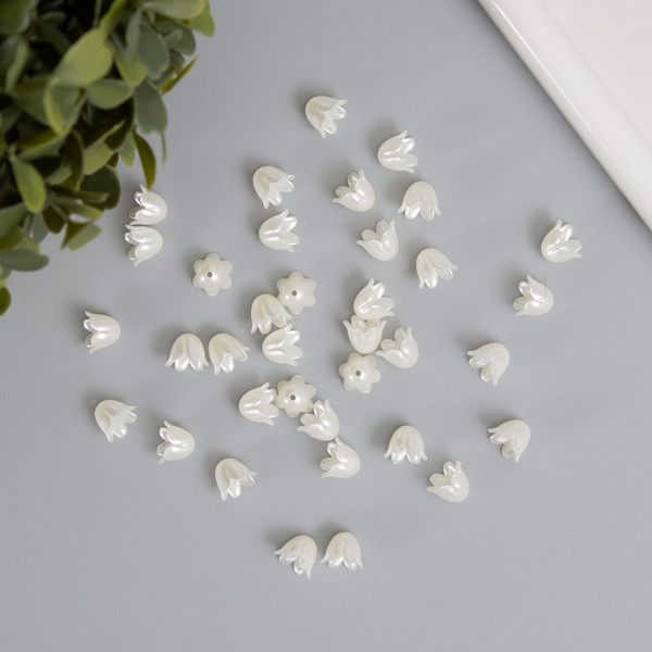 Изображение товара Набор бусин декоративных Арт Узор Колокольчик жемчужный / 6075036 (40шт)