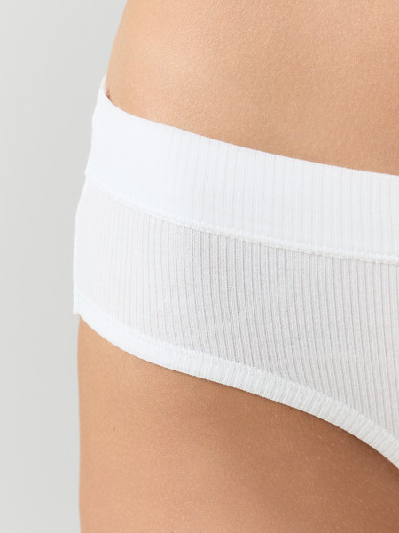 Изображение товара Трусы женские Mark Formelle 412491 (р.98, белый-11/декор)
