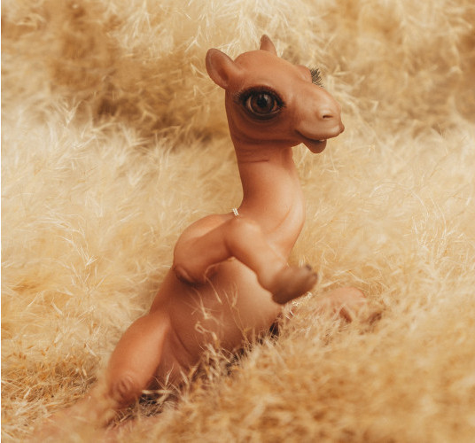 Изображение товара Фигурка коллекционная Magic Manufactory Pets Верблюд (коричневый)