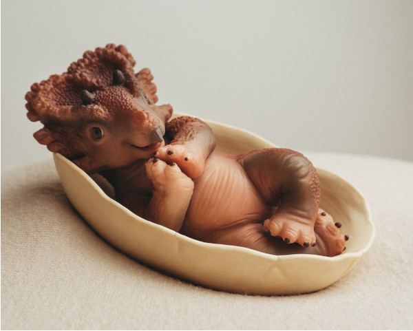 Изображение товара Фигурка коллекционная Magic Manufactory Dino Динозавр Трицератопс (коричневый)