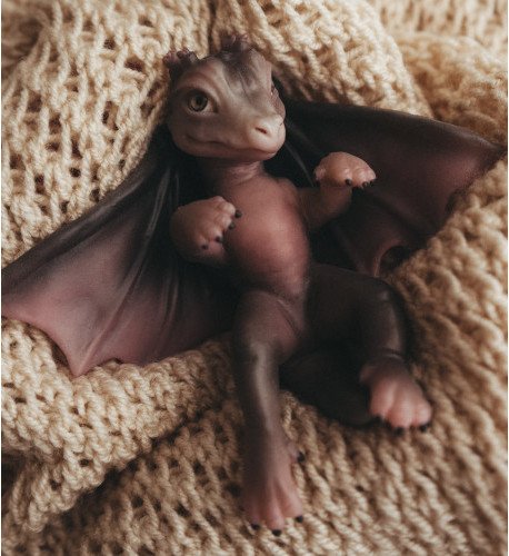 Изображение товара Фигурка коллекционная Magic Manufactory history Дракон (черно-розовый)