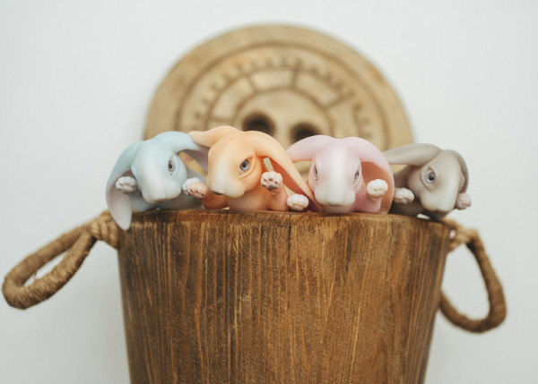 Изображение товара Фигурка коллекционная Magic Manufactory History Зайчонок (серый)