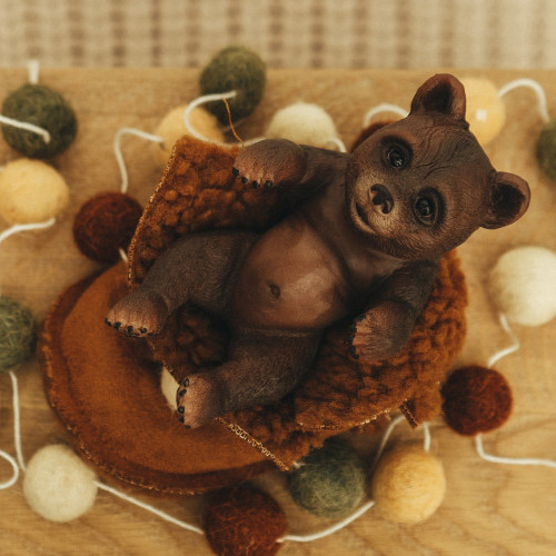 Изображение товара Фигурка коллекционная Magic Manufactory Forest Медведь (коричневый)