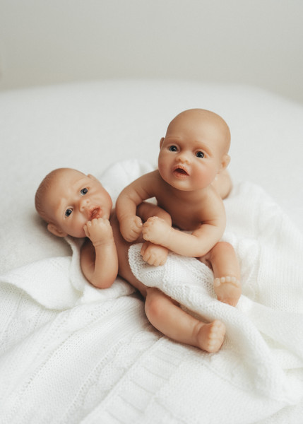 Изображение товара Пупс с аксессуарами Magic Manufactory Magic baby девочка 19см (бежевый)