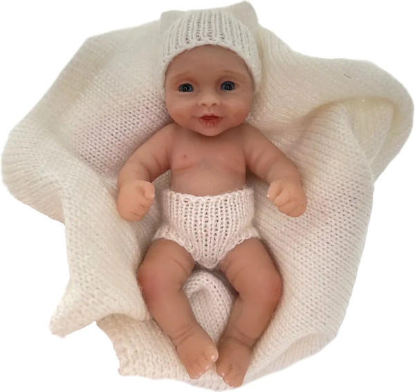 Изображение товара Пупс с аксессуарами Magic Manufactory Magic baby 12см (белый)