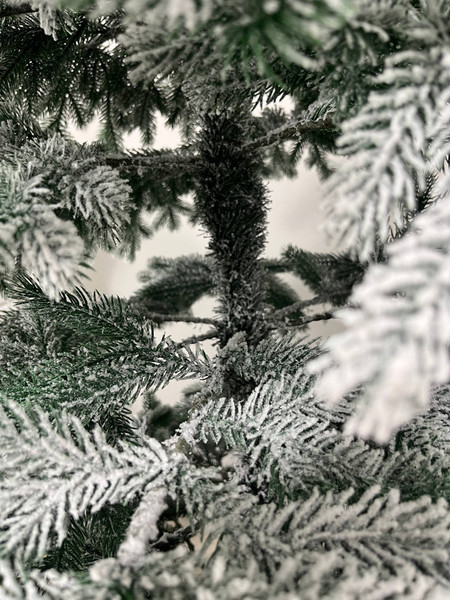 Изображение товара Ель искусственная National Tree Company Таежная премиум заснеженная 190см / Таеж-/ЗСН-190
