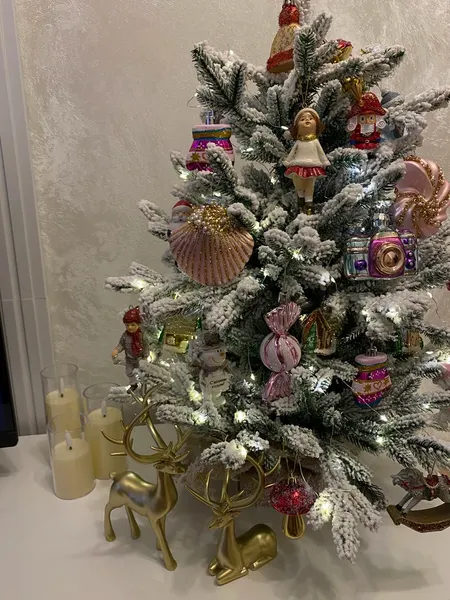 Изображение товара Ель искусственная National Tree Company Венера заснеженная 65см / ВНР/ЗСН-65