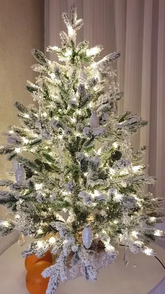 Изображение товара Ель искусственная National Tree Company Венера заснеженная 65см / ВНР/ЗСН-65