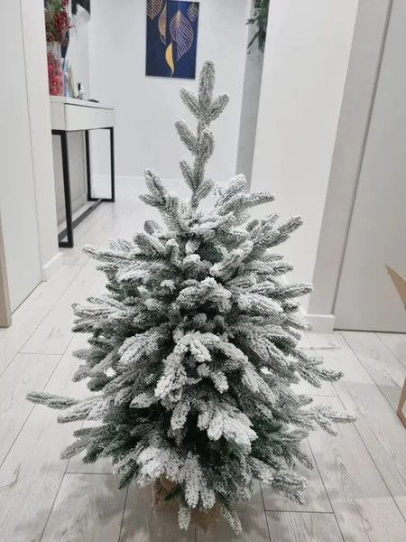Изображение товара Ель искусственная National Tree Company Рождественская Премиум заснеженная 90см / РД/ПР/ЗСН-90