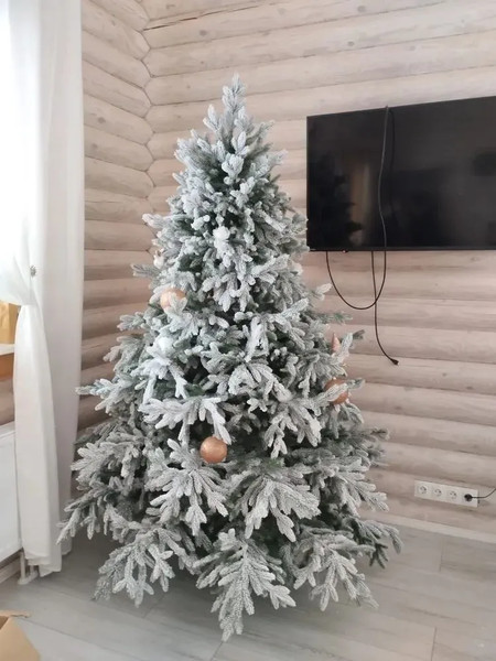 Изображение товара Ель искусственная National Tree Company Рождественская Премиум заснеженная 250см / РД/ПР/ЗСН-250