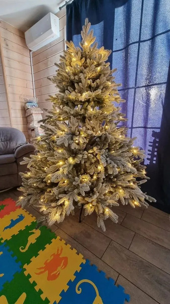 Изображение товара Ель искусственная National Tree Company Рождественская Премиум заснеженная 250см / РД/ПР/ЗСН-250