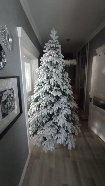 Изображение товара Ель искусственная National Tree Company Ариадна заснеженная 270см / АРД/ЗСН-270
