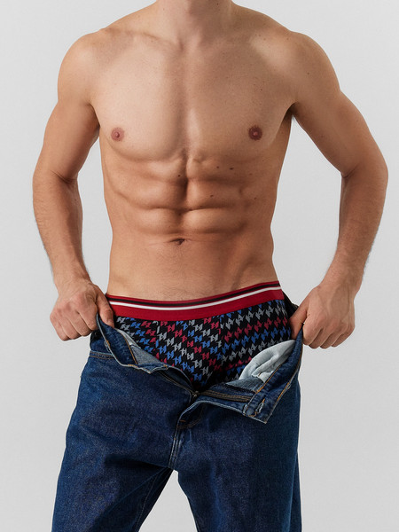 Изображение товара Комплект мужских трусов Mark Formelle 411215-3 (р.98-108, синий океан/вино/разноцветный узор на черном)