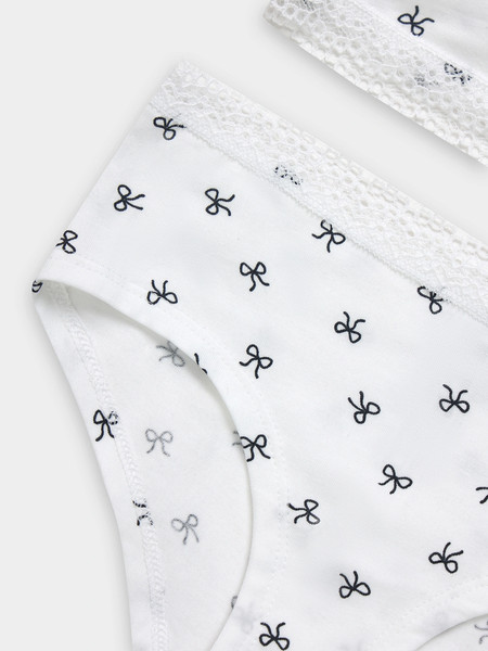 Изображение товара Комплект бельевой детский Mark Formelle 447701 (р.134-68, бантики на белоснежном)