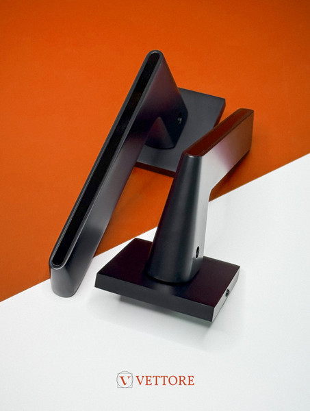 Изображение товара Ручка дверная Vettore R21.190 MBP/BL (черный матовый/черная вставка)