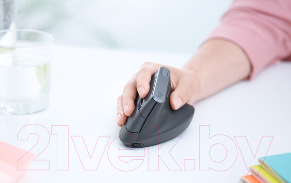 Изображение товара Мышь Logitech MX Vertical / 910-005448 / 910-005451