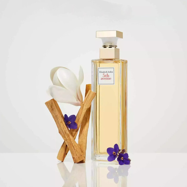 Изображение товара Парфюмерный набор Elizabeth Arden 5th Avenue Туалетная вода 125мл + Лосьон 100 мл Женский