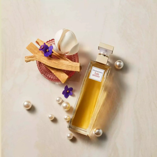 Изображение товара Парфюмерный набор Elizabeth Arden 5th Avenue Туалетная вода 125мл + Лосьон 100 мл Женский