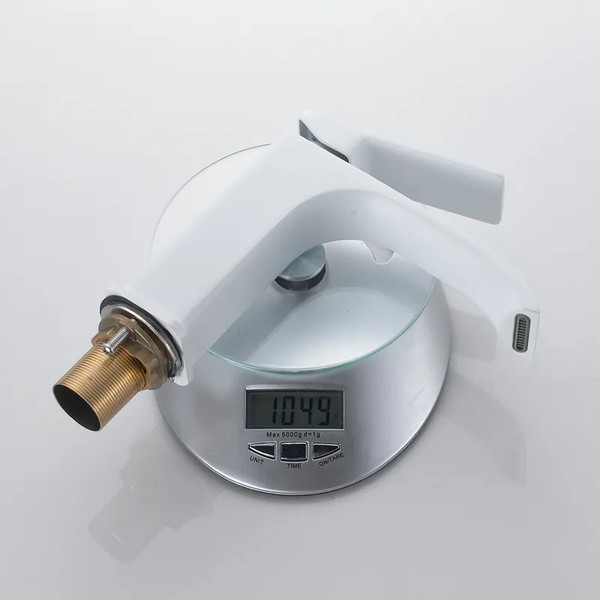 Изображение товара Смеситель Shevanik S4001C (белый)