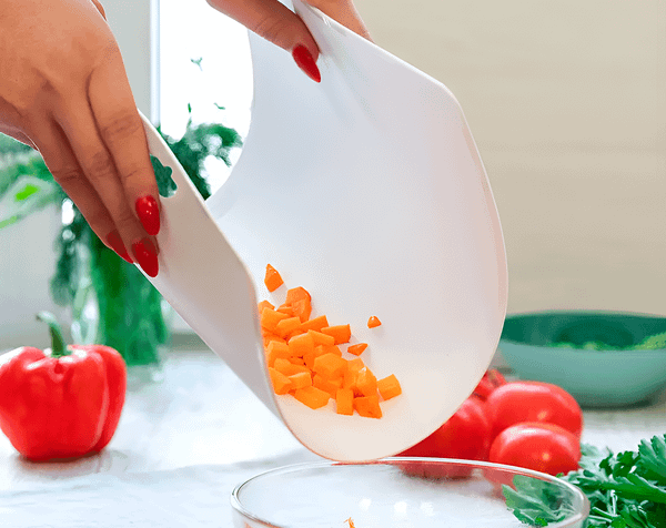 Изображение товара Разделочная доска Berossi Slice макси / ИК 58421000 (платина)