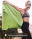 Миниатюра изображения товара Полотенце UrbanFit Спортивное охлаждающее / 399074 (зеленый)
