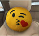 Миниатюра изображения товара Подушка для автомобиля MATEX Emoji. Smile, Поцелуй / 26-822 (желтый/красный)